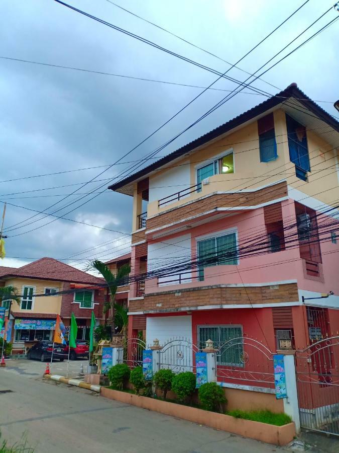 The Beehive Place Pak Chong Exterior foto