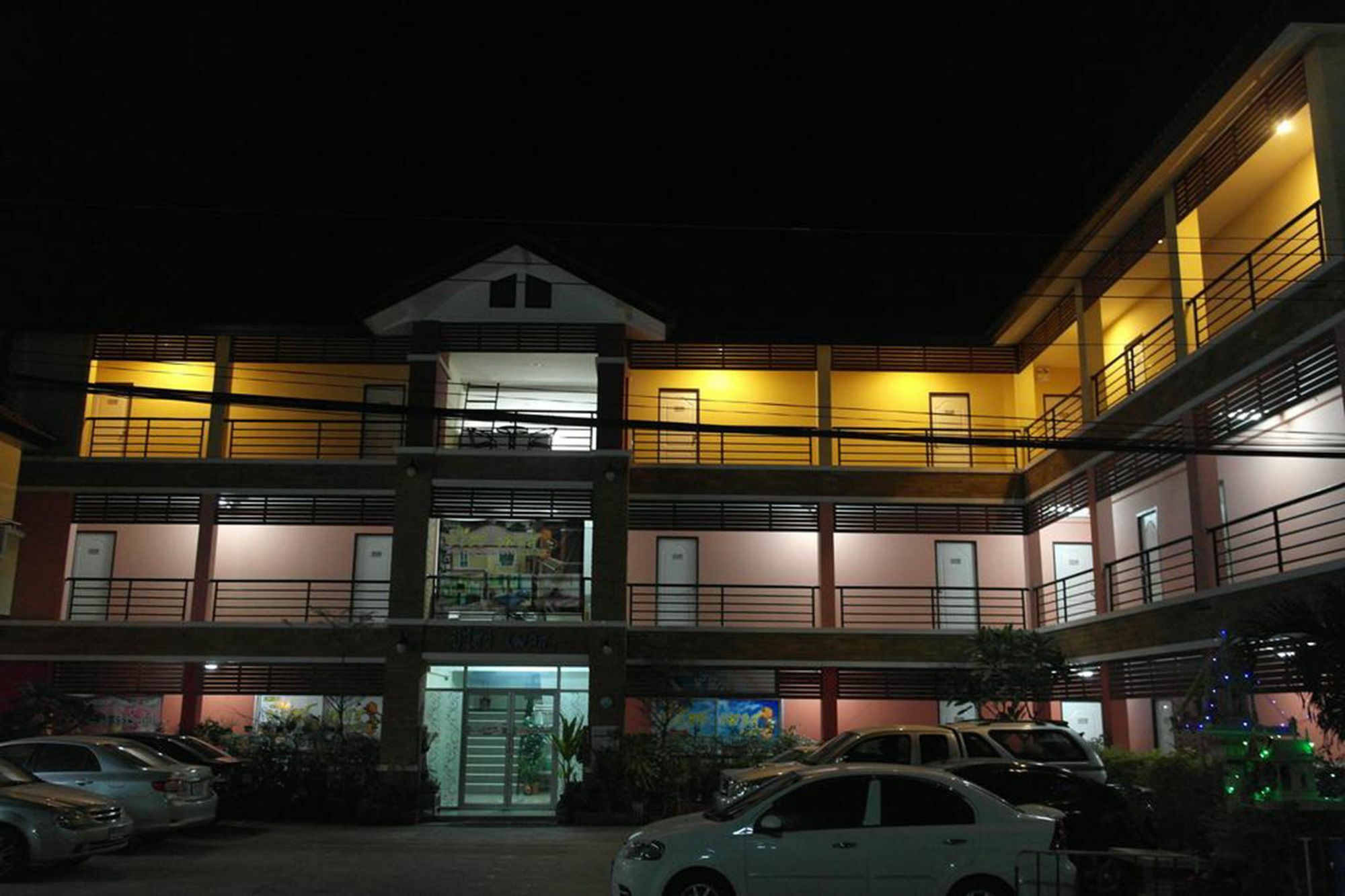 The Beehive Place Pak Chong Exterior foto